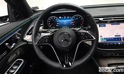 Mercedes-Benz E-Class 2025 2.0 Автомат в Москве № 160296, миниатюра 3