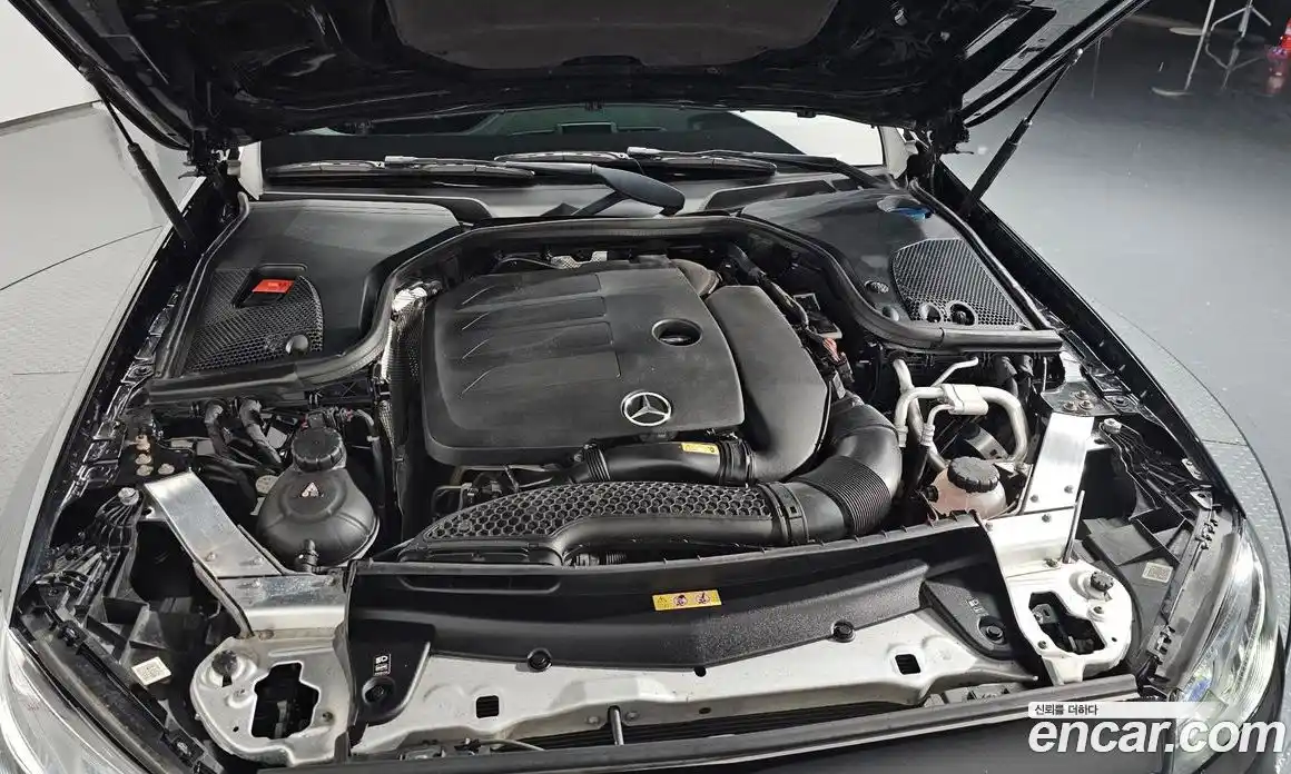 Mercedes-Benz E-Class 2020 2.0 Автомат в Москве № 160677, фото 19