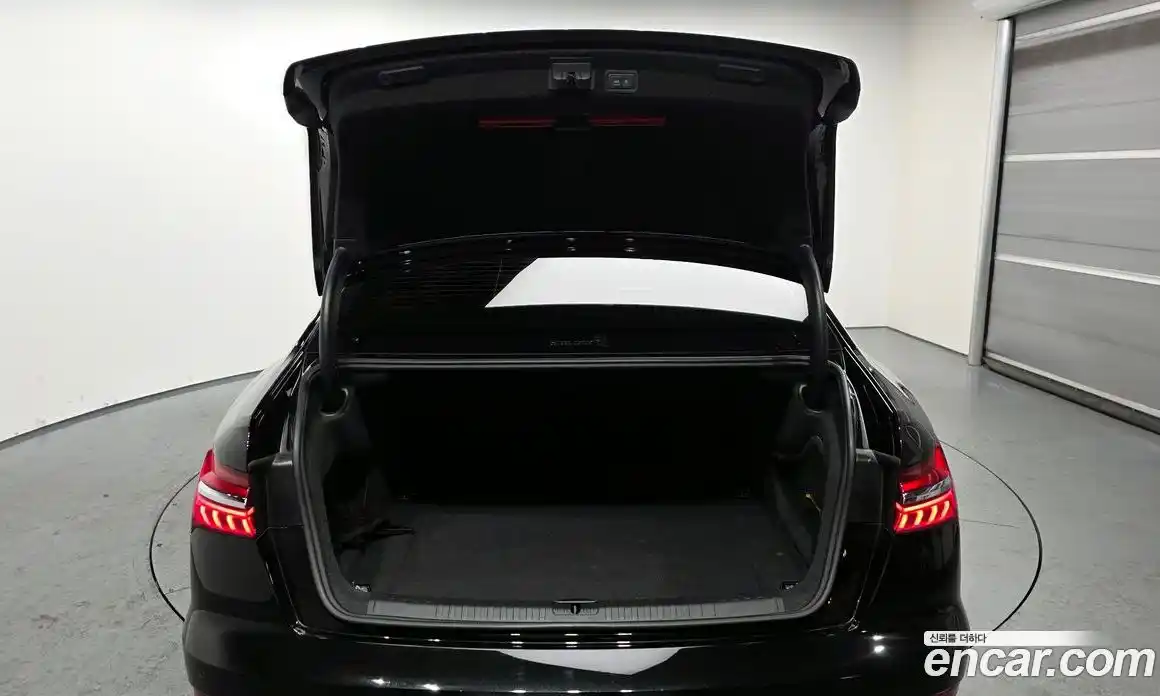 Audi A6 2020 2.0 Автомат в Москве № 162989, фото 11