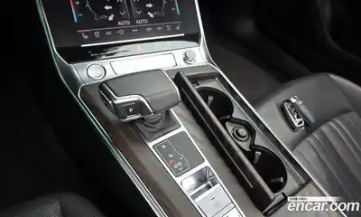 Audi A6 2020 2.0 Автомат в Москве № 162989, миниатюра 3