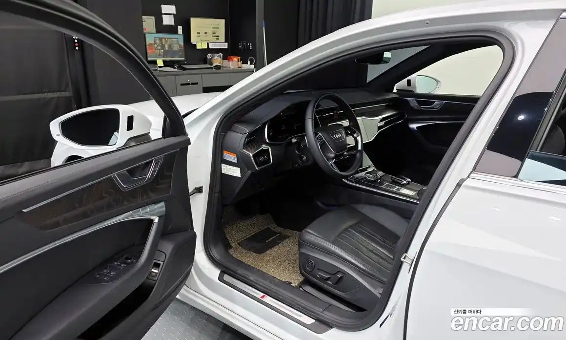 Audi A6 2021 2.0 Автомат в Москве № 163550, фото 3