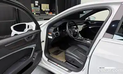 Audi A6 2021 2.0 Автомат в Москве № 163550, миниатюра 3