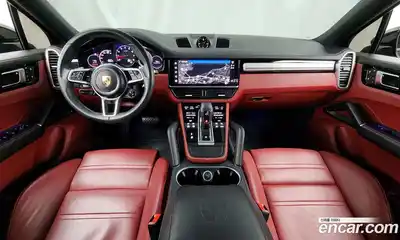 Porsche Cayenne, 2023