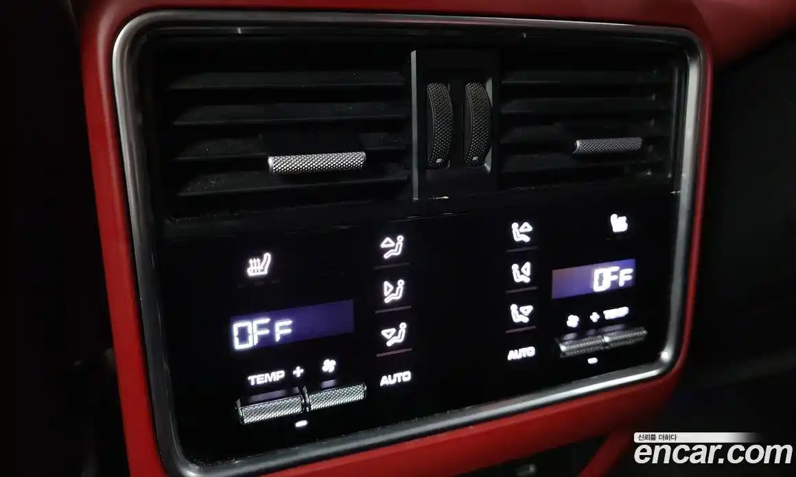 Porsche Cayenne 2023 3.0 Автомат в Москве № 165258, фото 13