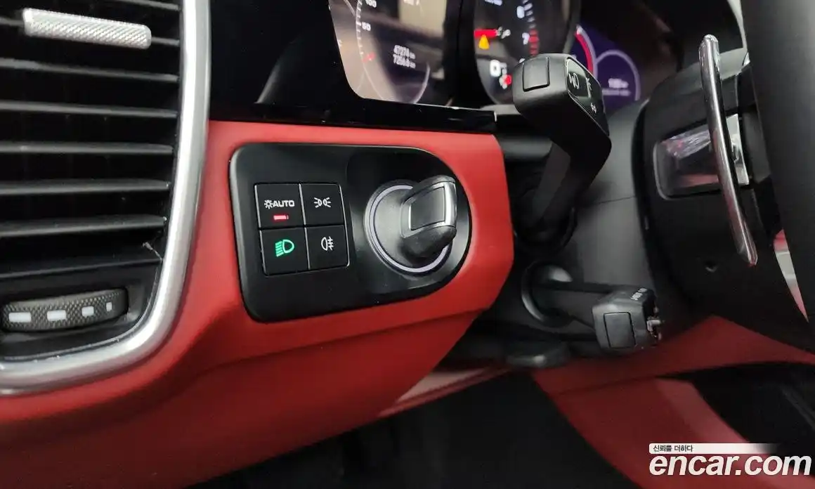 Porsche Cayenne 2023 3.0 Автомат в Москве № 165258, фото 14