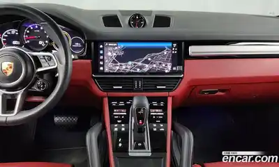 Porsche Cayenne 2023 3.0 Автомат в Москве № 165258, миниатюра 5