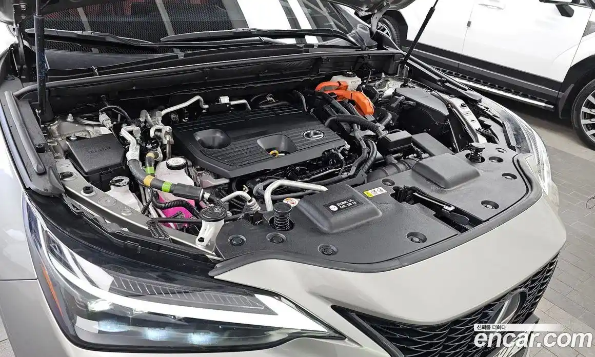 Lexus NX 2024 2.5 Автомат в Москве № 168062, фото 12