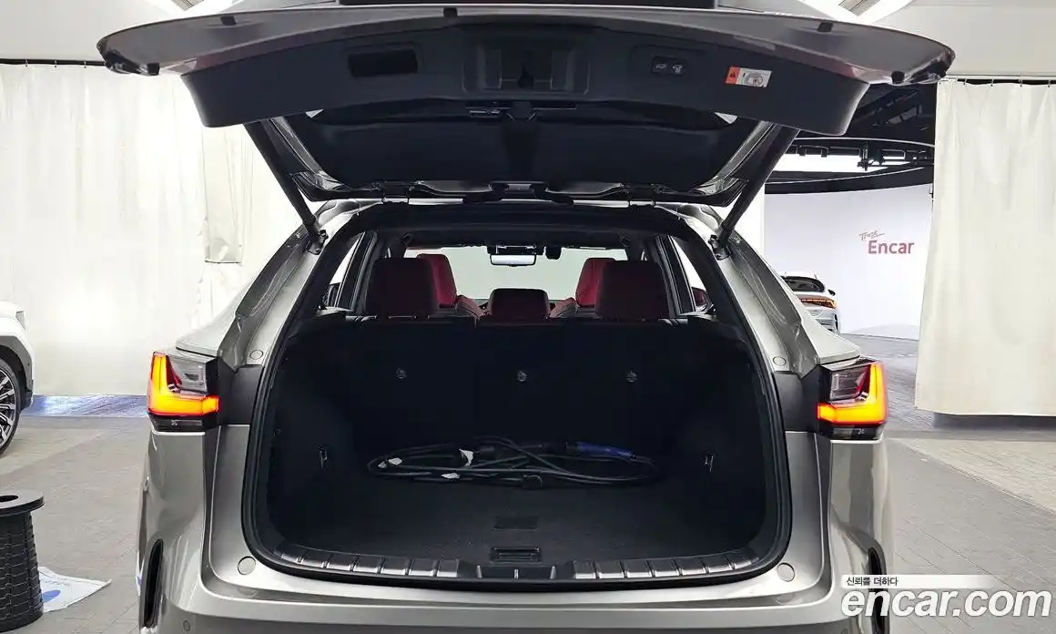 Lexus NX 2024 2.5 Автомат в Москве № 168062, фото 16