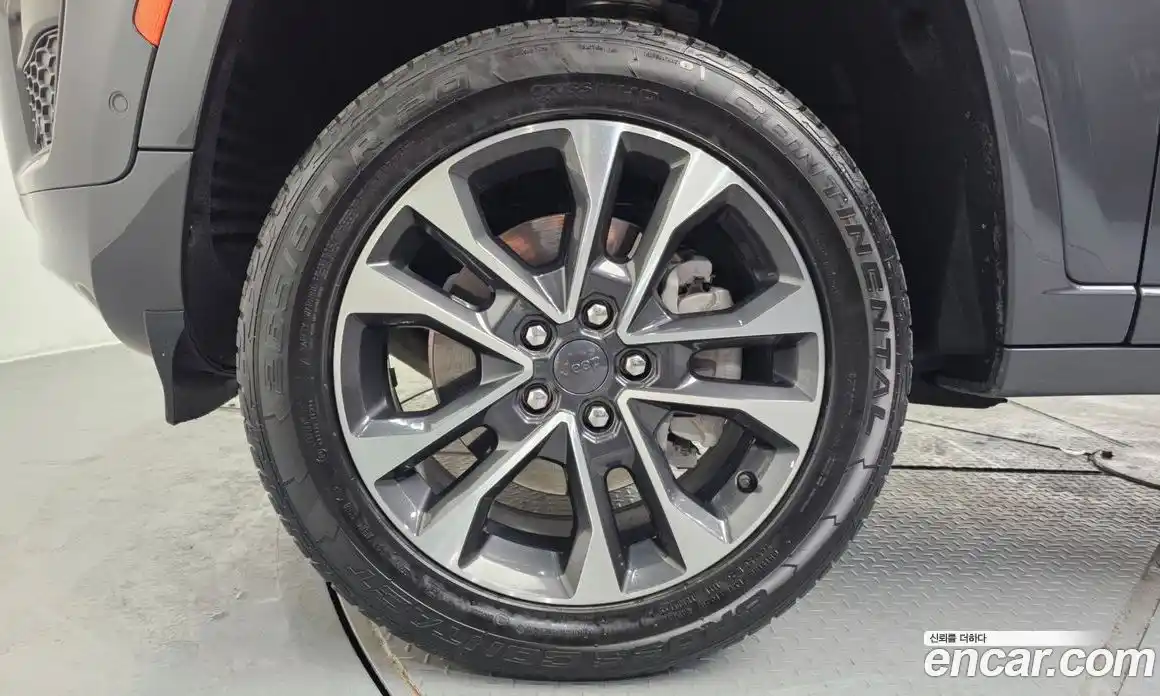 Jeep Cherokee 2022 3.6 Автомат в Москве № 169597, фото 12