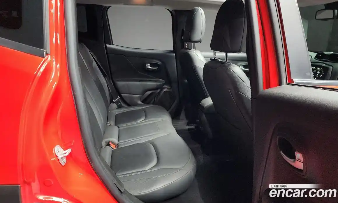 Jeep Renegade 2020 1.6 Автомат в Москве № 169835, фото 8