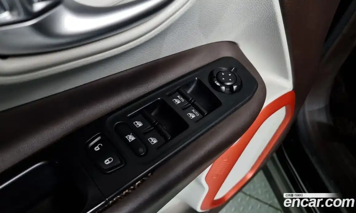 Jeep Renegade 2016 2.0 Автомат в Москве № 169852, фото 13