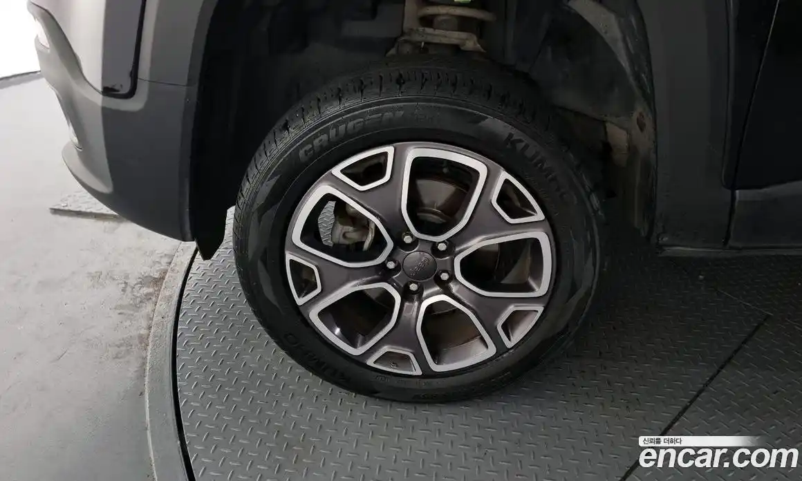 Jeep Renegade 2016 2.0 Автомат в Москве № 169852, фото 16