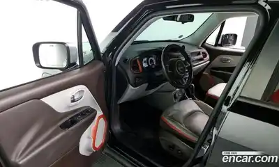 Jeep Renegade 2016 2.0 Автомат в Москве № 169852, миниатюра 3