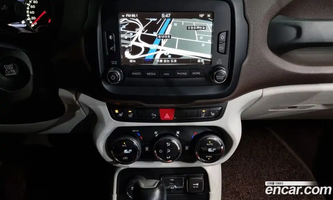 Jeep Renegade 2016 2.0 Автомат в Москве № 169852, фото 9