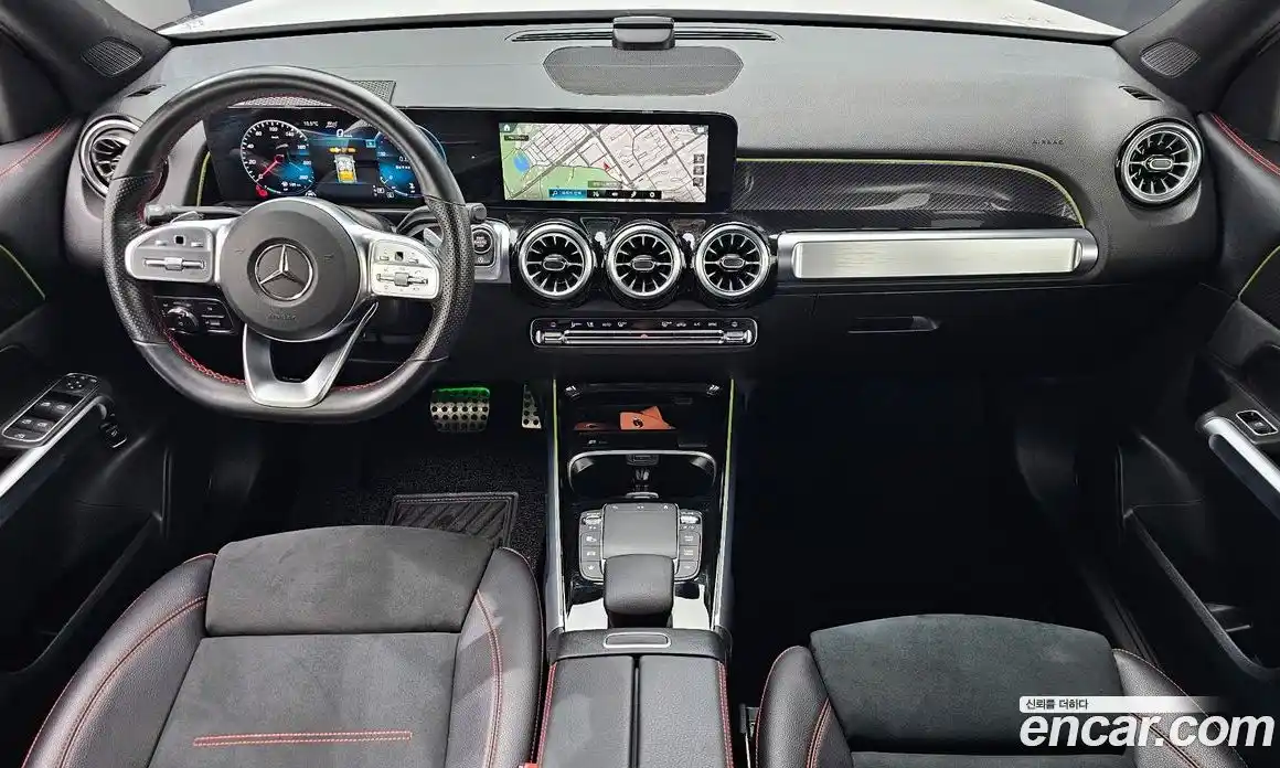 Mercedes-Benz GLB-Class 2021 2.0 Автомат в Москве № 176420, фото 1