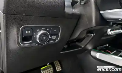 Mercedes-Benz GLB-Class 2021 2.0 Автомат в Москве № 176420, миниатюра 11