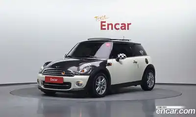 Mini Cooper, 2011