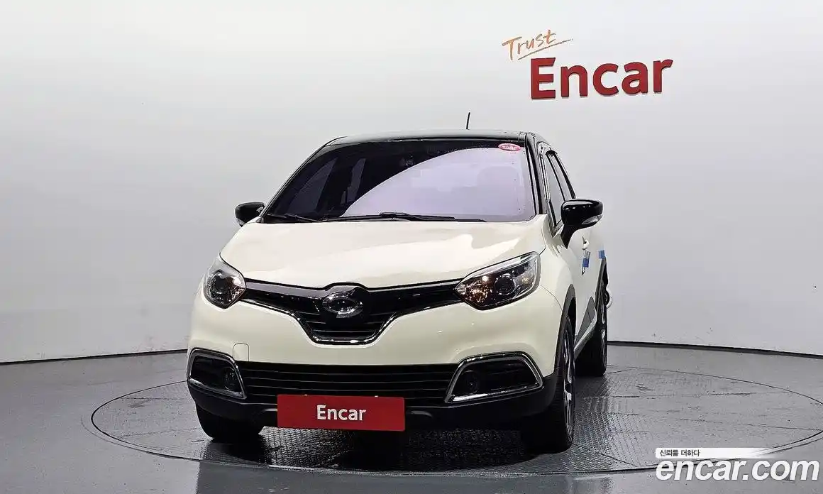 Renault QM3 2016 1.5 Автомат в Москве № 179902, фото 16