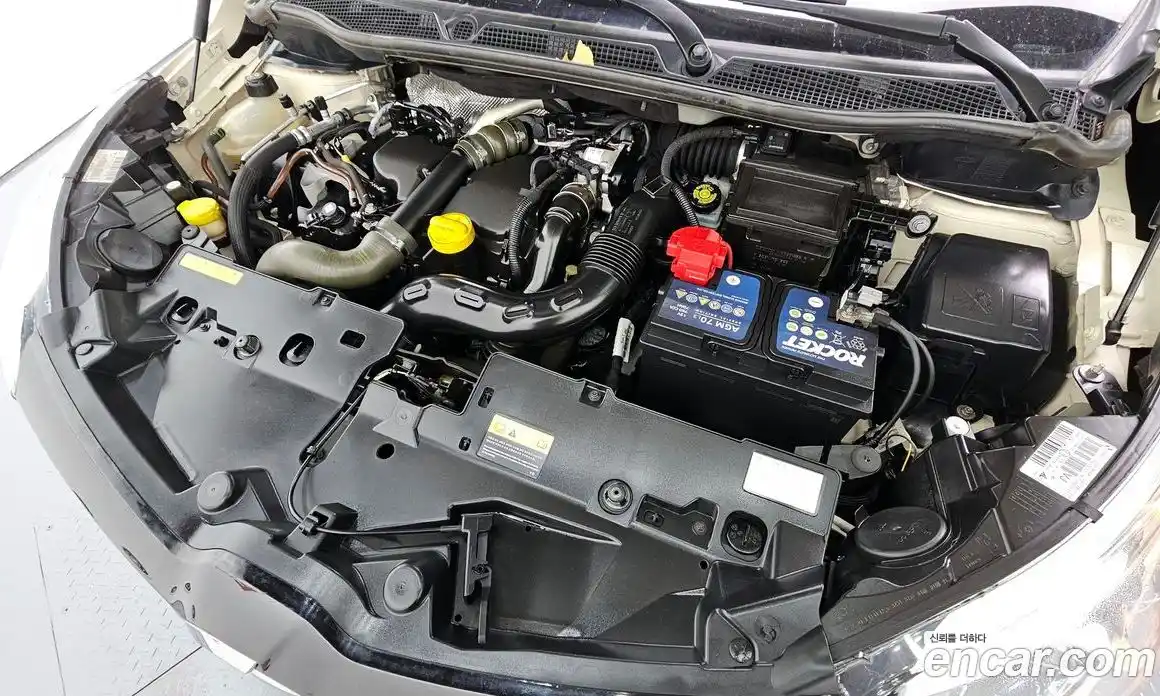 Renault QM3 2016 1.5 Автомат в Москве № 179902, фото 17