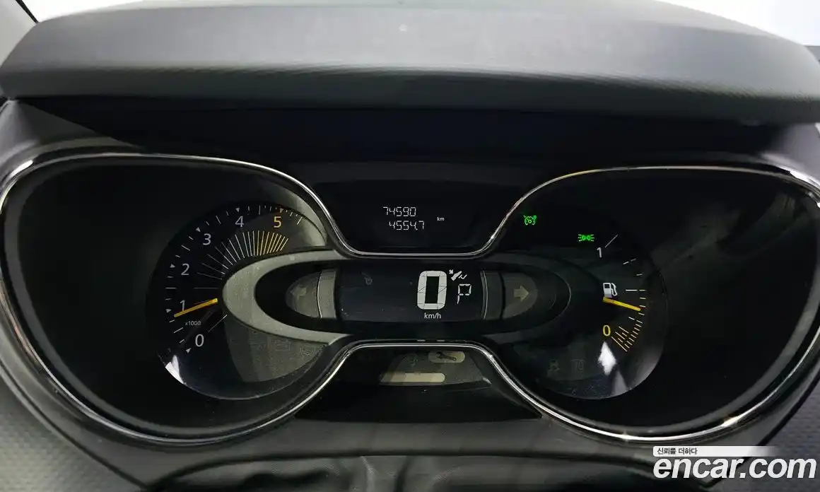 Renault QM3 2016 1.5 Автомат в Москве № 179902, фото 8