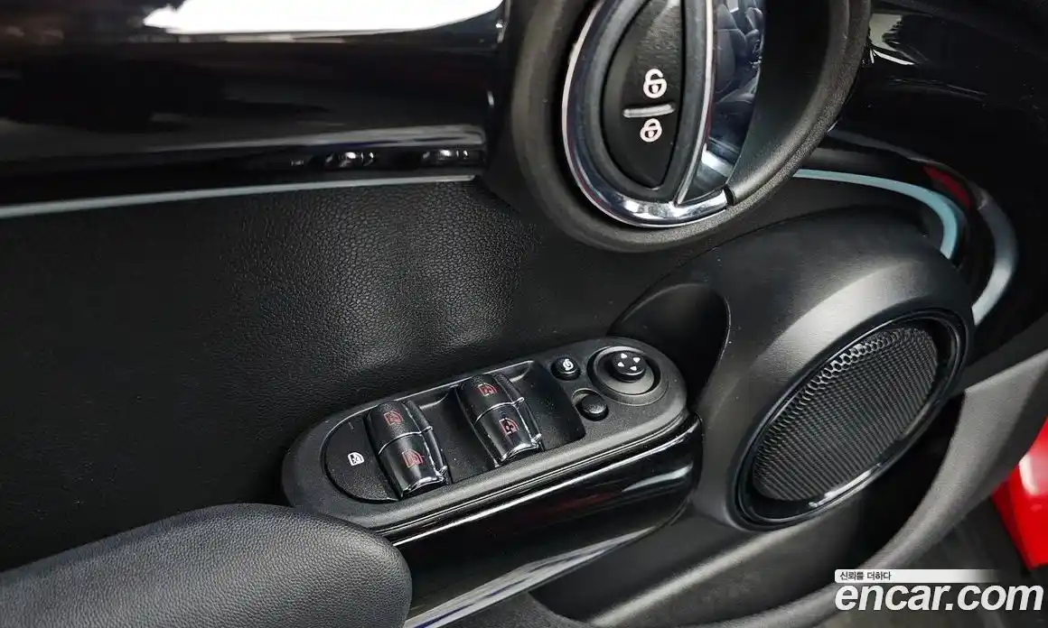 Mini Cooper 2022 1.5 Автомат в Москве № 183451, фото 12