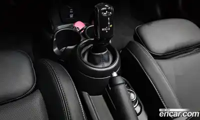 Mini Cooper 2022 1.5 Автомат в Москве № 183451, миниатюра 2