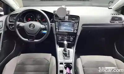 Volkswagen Golf, 2016