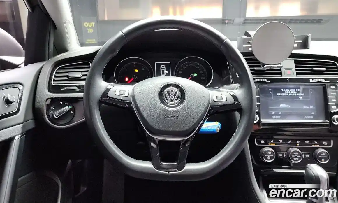 Volkswagen Golf 2016 2.0 Автомат в Москве № 185520, фото 17