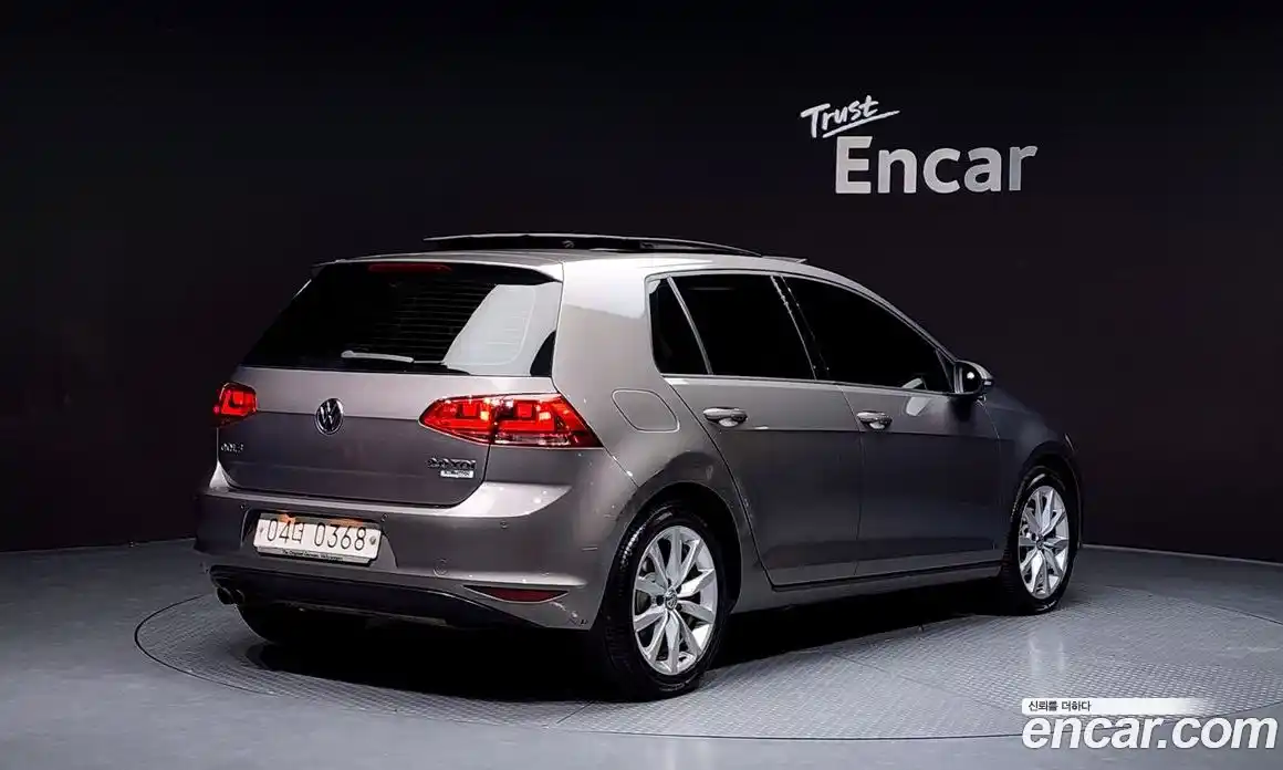 Volkswagen Golf 2016 2.0 Автомат в Москве № 185520, фото 20