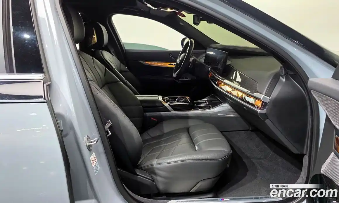 BMW 7-Series 2024 3.0 Автомат в Москве № 190828, фото 6