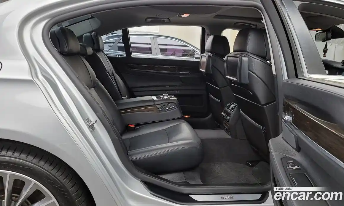 BMW 7-Series 2012 4.4 Автомат в Москве № 192251, фото 19