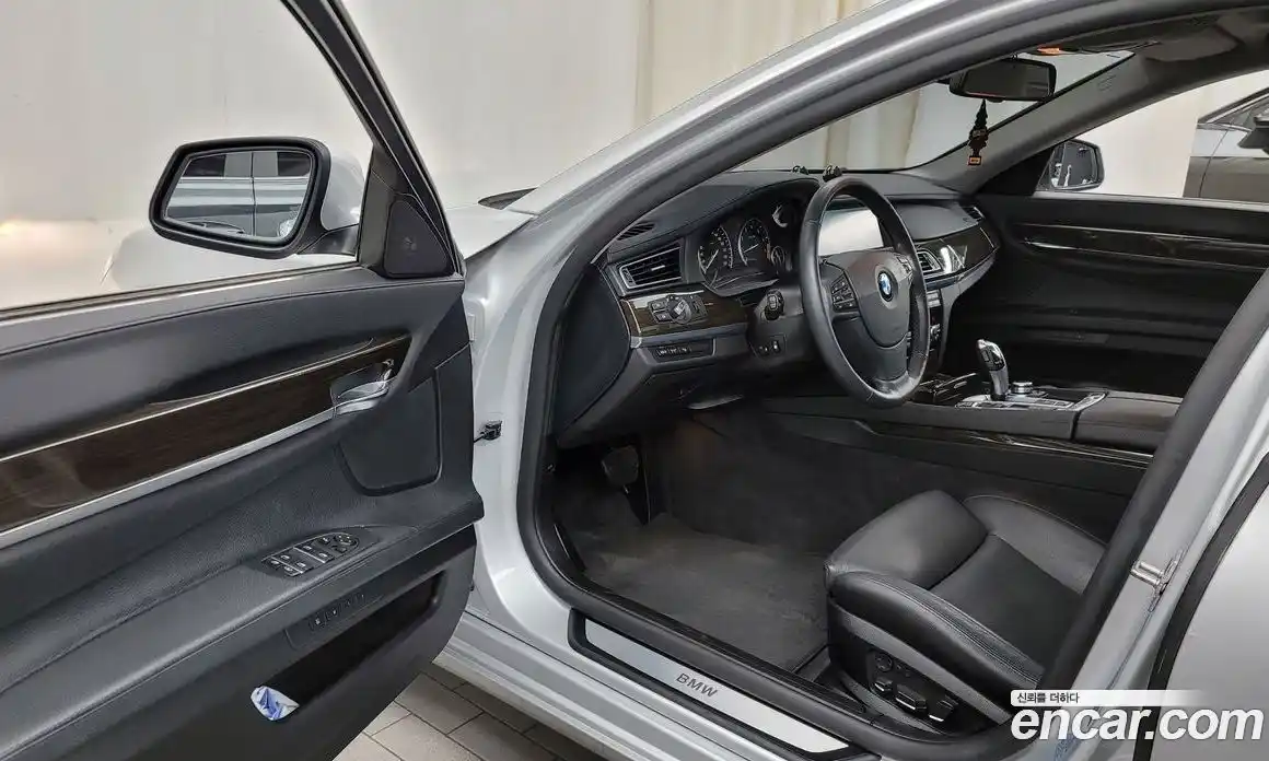 BMW 7-Series 2012 4.4 Автомат в Москве № 192251, фото 20