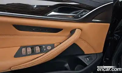 BMW 5-Series 2021 2.0 Автомат в Москве № 192957, миниатюра 9