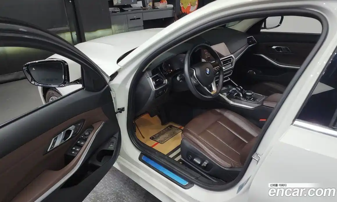 BMW 3-Series 2019 2.0 Автомат в Москве № 193292, фото 5