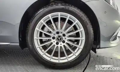 Mercedes-Benz E-Class 2021 2.0 Автомат в Москве № 194664, миниатюра 4