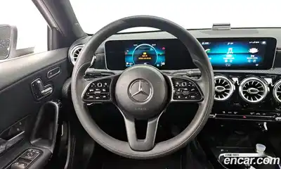 Mercedes-Benz A-Class 2020 2.0 Автомат в Москве № 194951, миниатюра 11