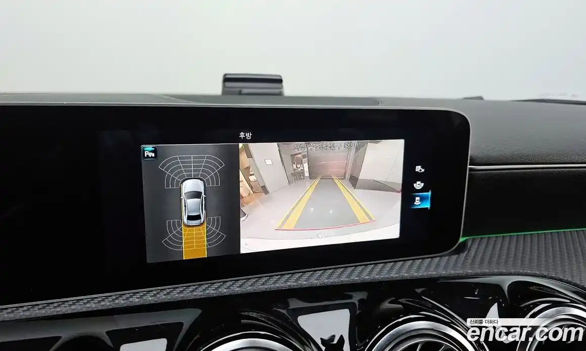 Mercedes-Benz A-Class 2020 2.0 Автомат в Москве № 194951, фото 16