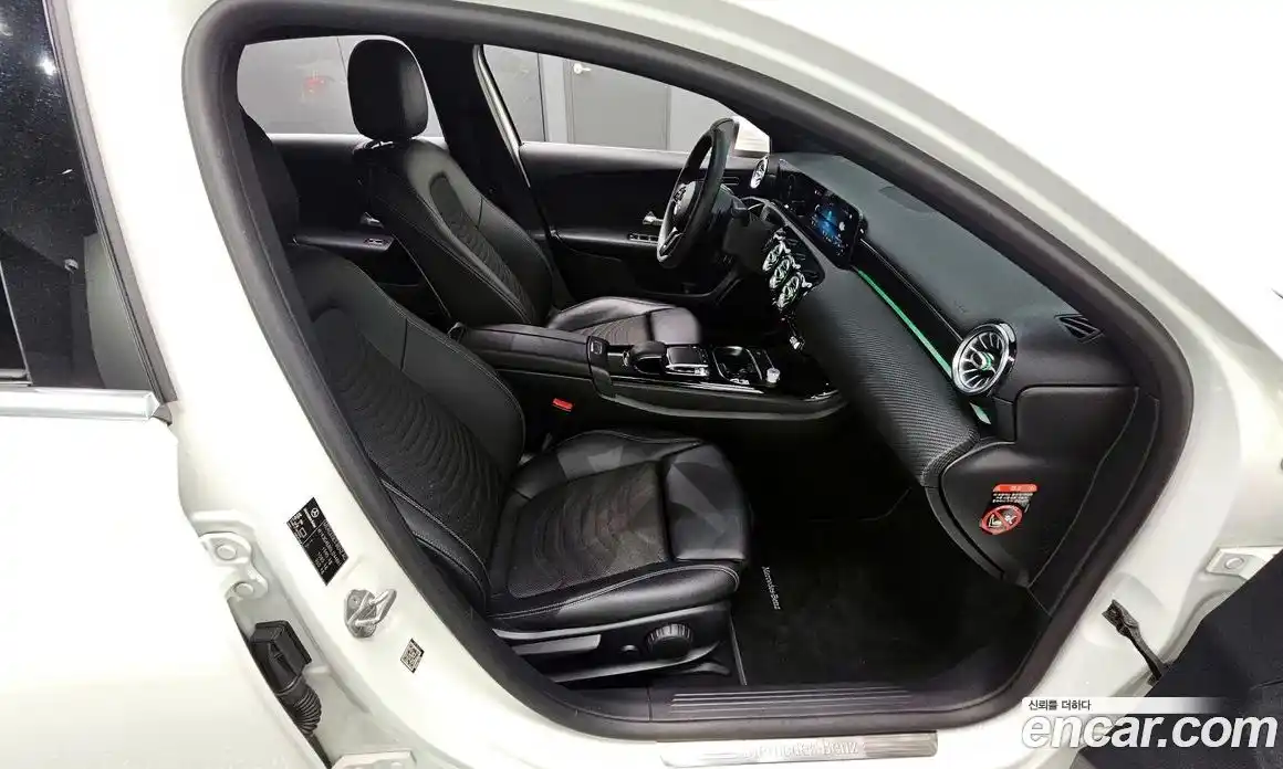 Mercedes-Benz A-Class 2020 2.0 Автомат в Москве № 194951, фото 6