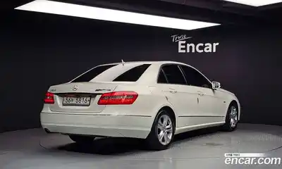 Mercedes-Benz E-Class, 2010