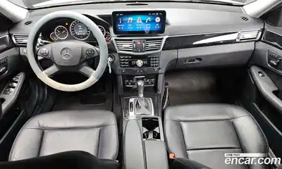 Mercedes-Benz E-Class 2010 1.8 Автомат в Москве № 194989, миниатюра 9