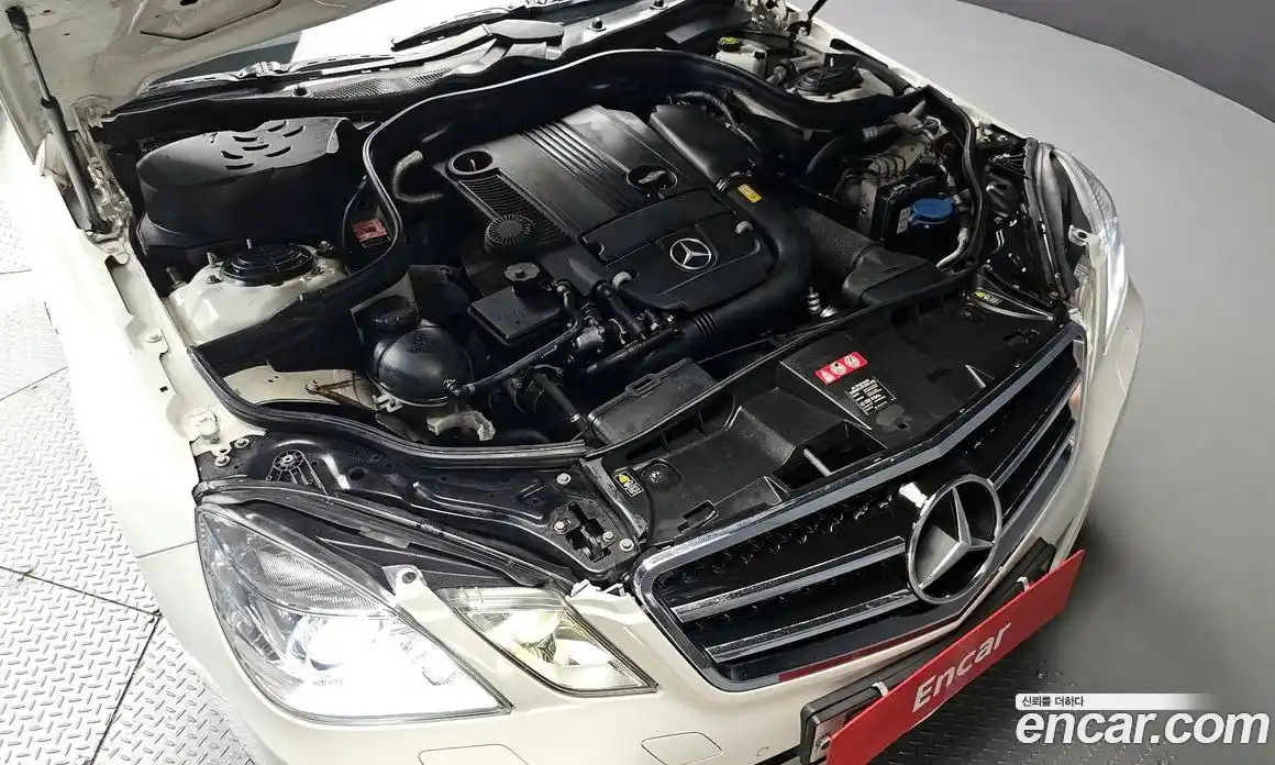 Mercedes-Benz E-Class 2010 1.8 Автомат в Москве № 194989, фото 10