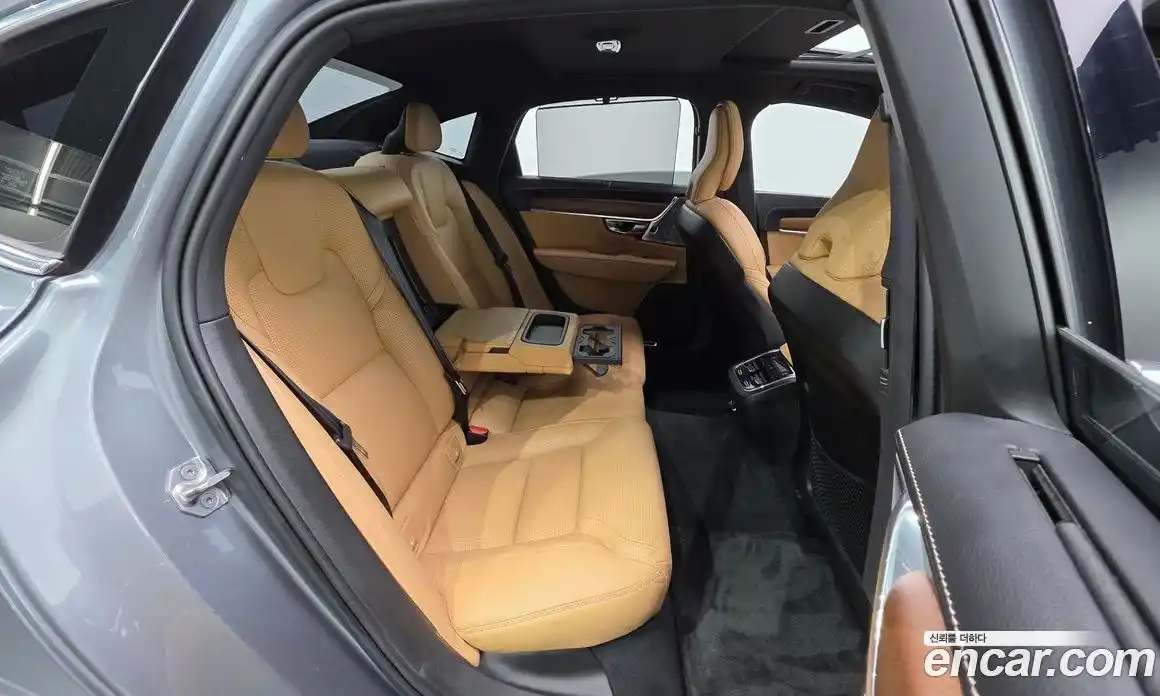 Volvo S90 2019 2.0 Автомат в Москве № 196965, фото 15