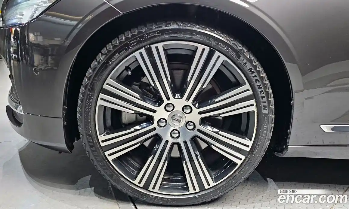 Volvo S90 2023 2.0 Автомат в Москве № 197079, фото 17