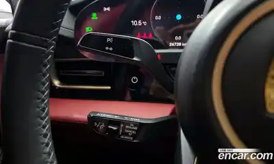 Porsche Taycan 2023 0.1 Автомат в Москве № 197153, миниатюра 11