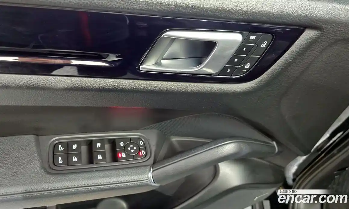 Porsche Cayenne 2023 3.0 Автомат в Москве № 197351, фото 19