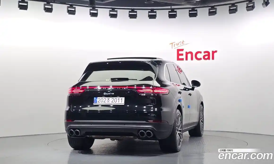 Porsche Cayenne 2023 3.0 Автомат в Москве № 197351, фото 8