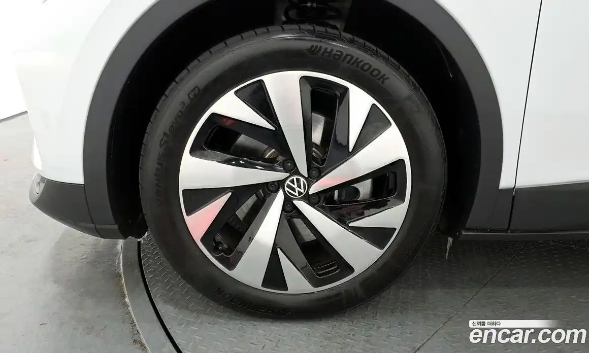 Volkswagen ID.4 2025 0.2 Автомат в Москве № 198971, фото 4