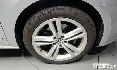 Volkswagen Passat, 2015