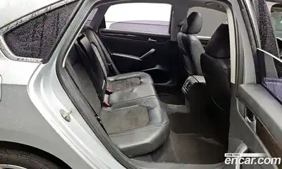 Volkswagen Passat 2015 2.0 Автомат в Москве № 199289, миниатюра 2