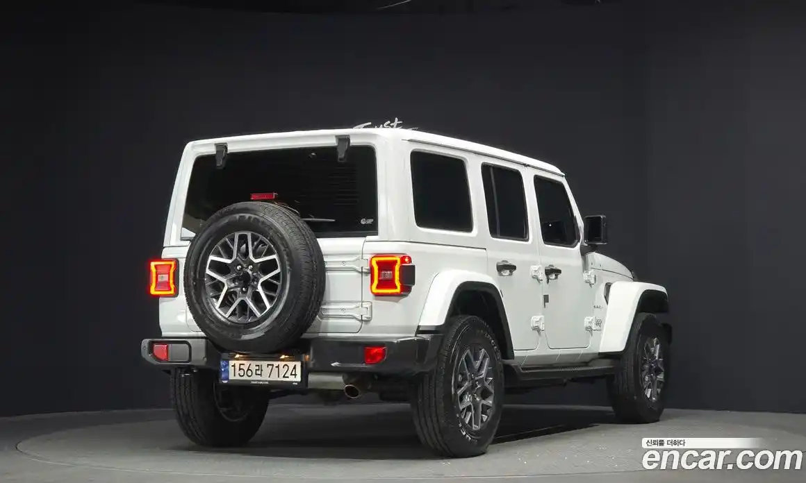 Jeep Wrangler 2024 2.0 Автомат в Москве № 199482, фото 14